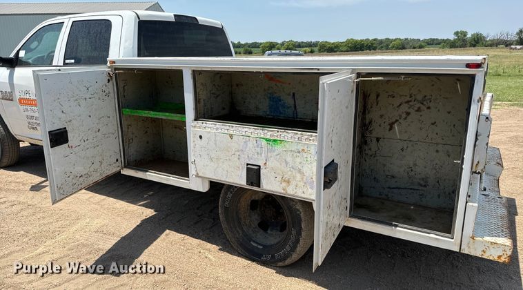 image for item MV9003 2017 Dodge Ram 3500HD Crew Cab utility bed pickup truck