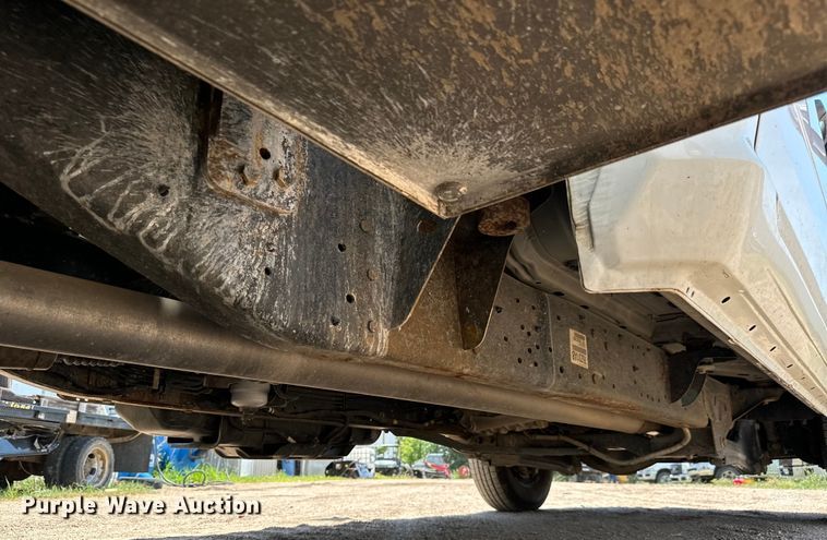 image for item MV9003 2017 Dodge Ram 3500HD Crew Cab utility bed pickup truck