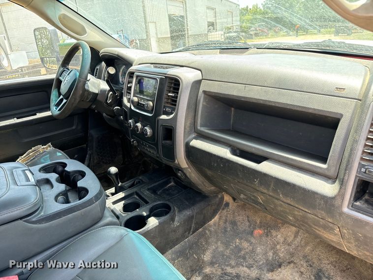 image for item MV9003 2017 Dodge Ram 3500HD Crew Cab utility bed pickup truck