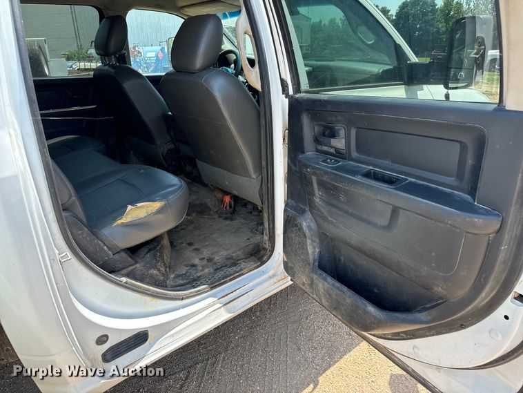 image for item MV9003 2017 Dodge Ram 3500HD Crew Cab utility bed pickup truck