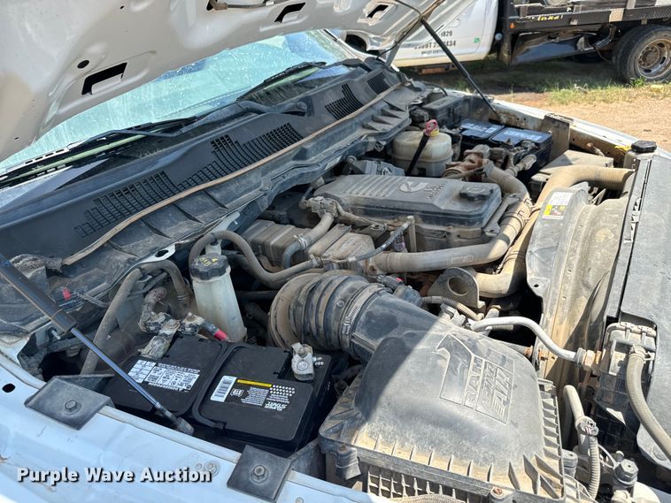 image for item MV9003 2017 Dodge Ram 3500HD Crew Cab utility bed pickup truck