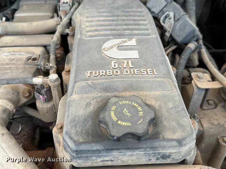 image for item MV9003 2017 Dodge Ram 3500HD Crew Cab utility bed pickup truck