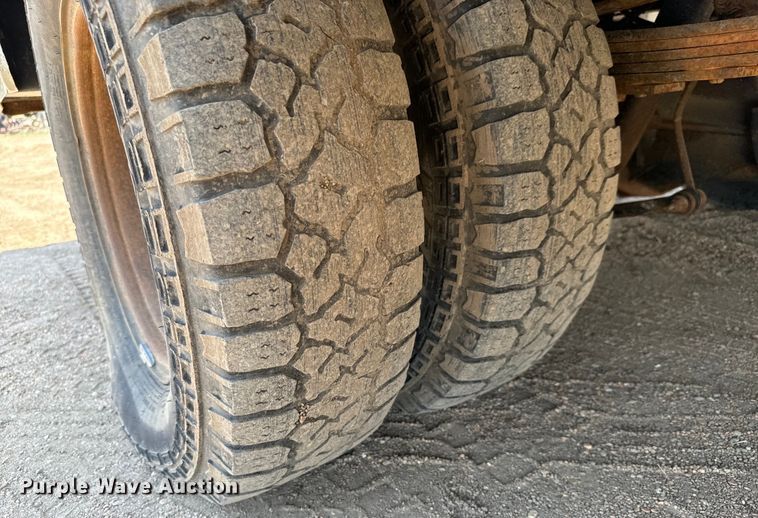 image for item MV9003 2017 Dodge Ram 3500HD Crew Cab utility bed pickup truck