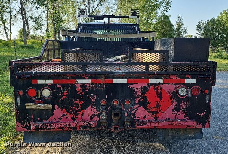 image for item DK0668 2012 Ford F550 Super Duty XL SuperCab flatbed truck