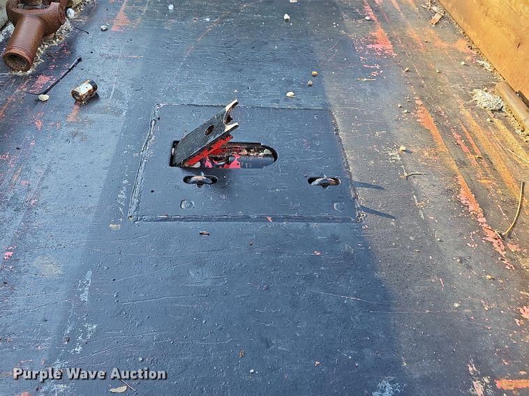 image for item DK0668 2012 Ford F550 Super Duty XL SuperCab flatbed truck