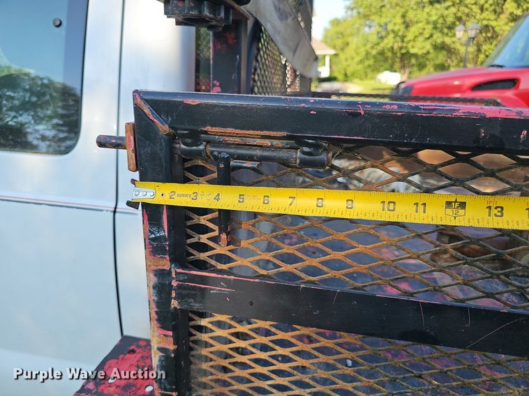 image for item DK0668 2012 Ford F550 Super Duty XL SuperCab flatbed truck