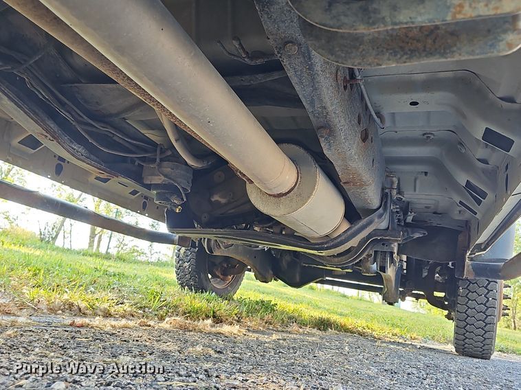 image for item DK0668 2012 Ford F550 Super Duty XL SuperCab flatbed truck