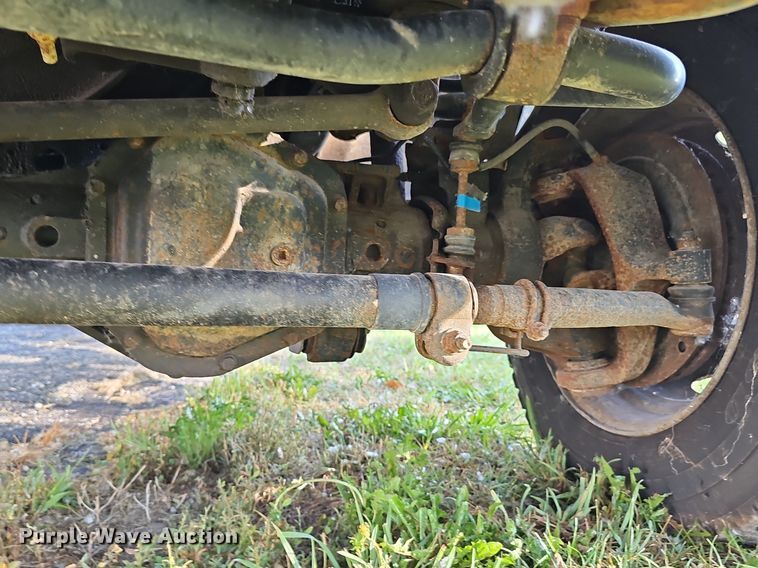 image for item DK0668 2012 Ford F550 Super Duty XL SuperCab flatbed truck