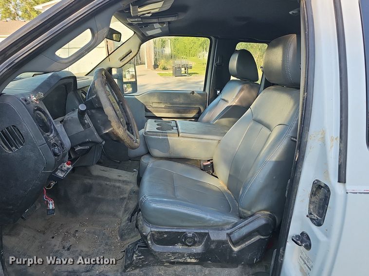 image for item DK0668 2012 Ford F550 Super Duty XL SuperCab flatbed truck