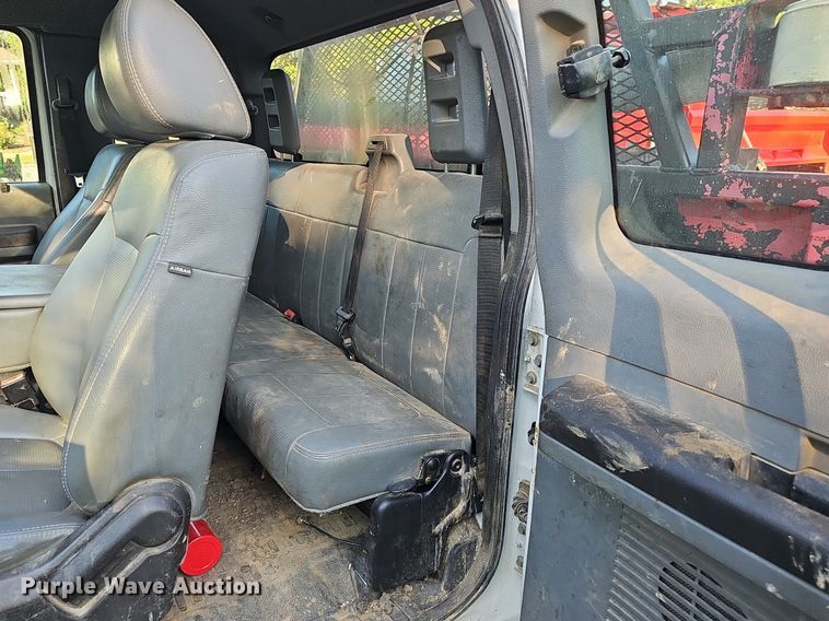 image for item DK0668 2012 Ford F550 Super Duty XL SuperCab flatbed truck