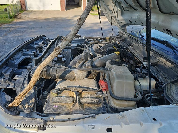 image for item DK0668 2012 Ford F550 Super Duty XL SuperCab flatbed truck