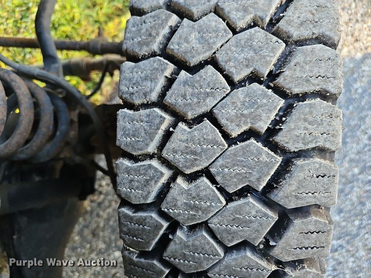 image for item DK0668 2012 Ford F550 Super Duty XL SuperCab flatbed truck