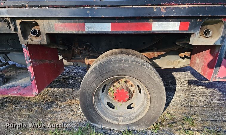 image for item DK0668 2012 Ford F550 Super Duty XL SuperCab flatbed truck