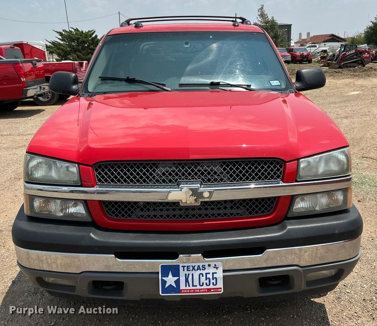 image for item DK6937 2005 Chevrolet Avalanche Crew Cab pickup truck