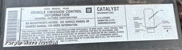 image for item DK6937 2005 Chevrolet Avalanche Crew Cab pickup truck