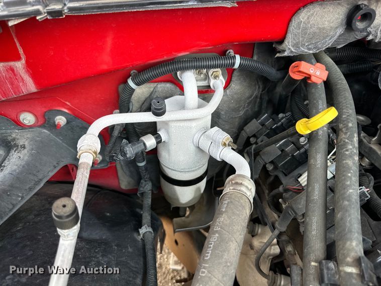 image for item DK6937 2005 Chevrolet Avalanche Crew Cab pickup truck