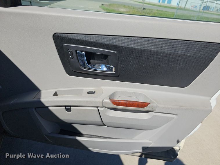 image for item DM1587 2006 Cadillac  SRX SUV