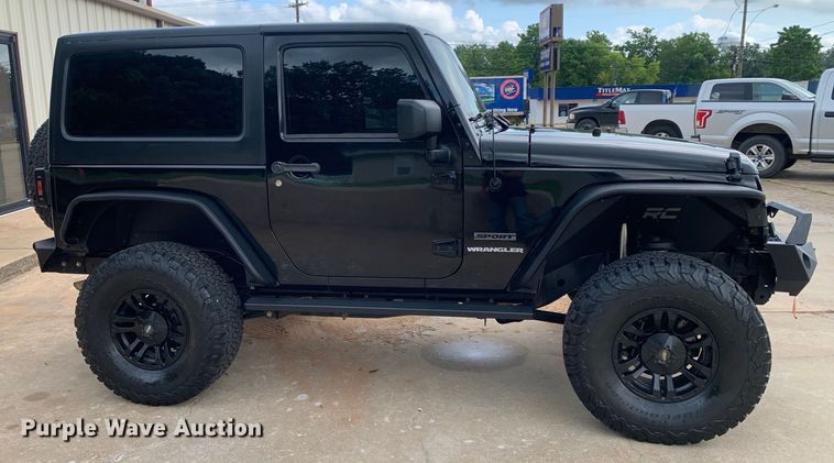 image for item DM7943 2013 Jeep Wrangler Sport SUV