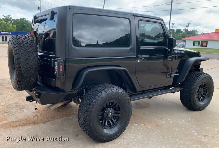 image for item DM7943 2013 Jeep Wrangler Sport SUV