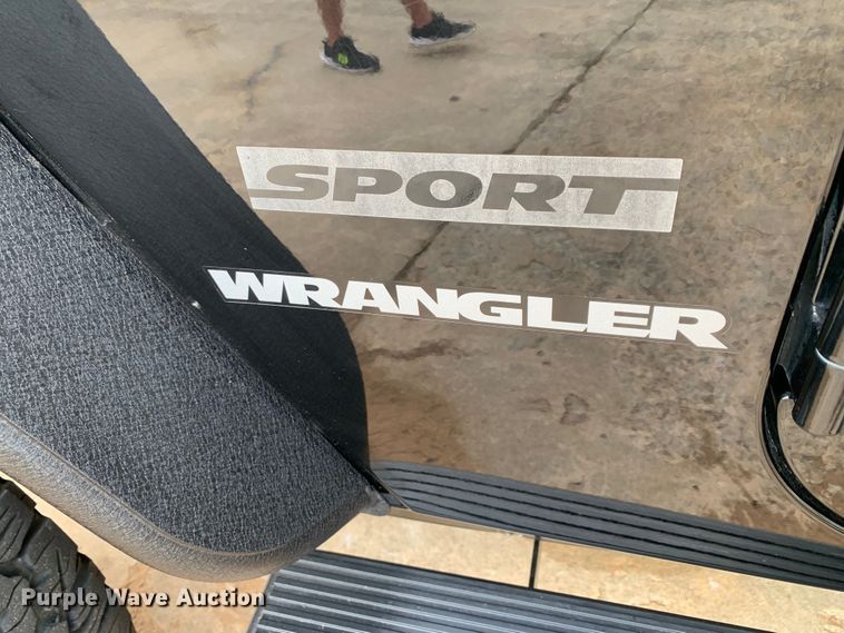 image for item DM7943 2013 Jeep Wrangler Sport SUV