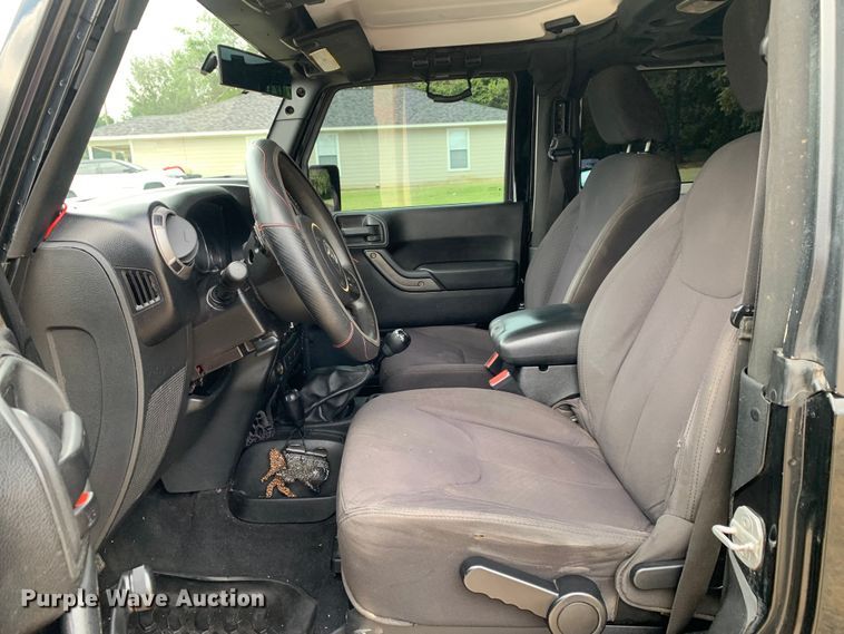 image for item DM7943 2013 Jeep Wrangler Sport SUV