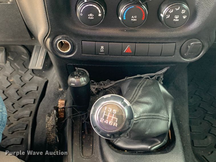 image for item DM7943 2013 Jeep Wrangler Sport SUV