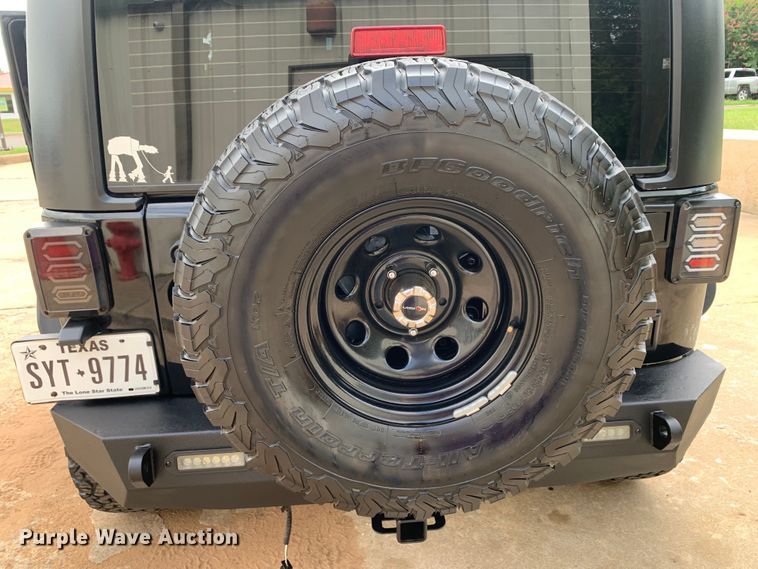 image for item DM7943 2013 Jeep Wrangler Sport SUV