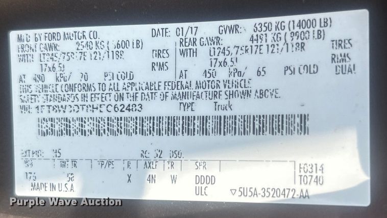 image for item DO6601 2017 Ford F350 Super Duty Crew Cab flatbed pickup truck