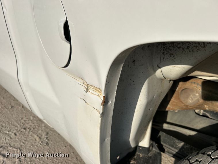 image for item DO6603 2015 Chevrolet  Silverado 1500 Crew Cab pickup truck