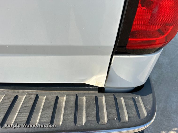 image for item DO6603 2015 Chevrolet  Silverado 1500 Crew Cab pickup truck