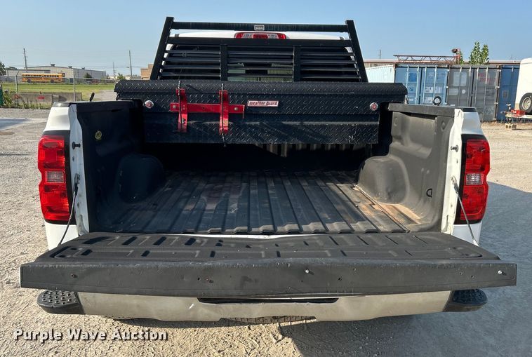 image for item DO6603 2015 Chevrolet  Silverado 1500 Crew Cab pickup truck