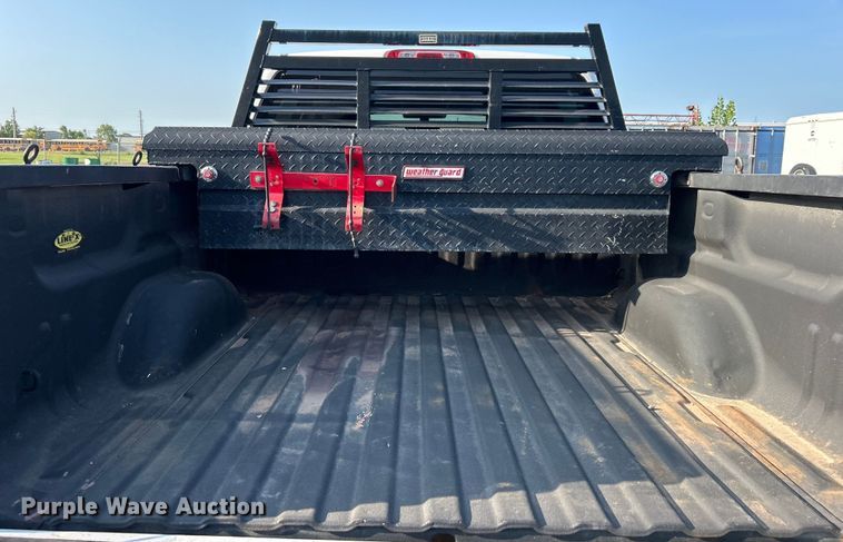 image for item DO6603 2015 Chevrolet  Silverado 1500 Crew Cab pickup truck