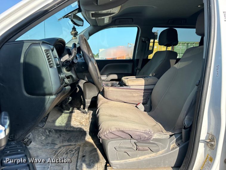 image for item DO6603 2015 Chevrolet  Silverado 1500 Crew Cab pickup truck