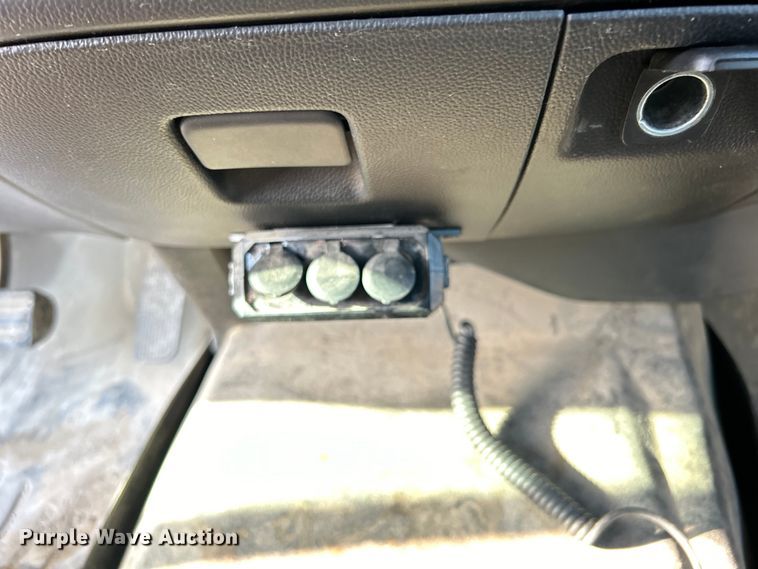 image for item DO6603 2015 Chevrolet  Silverado 1500 Crew Cab pickup truck