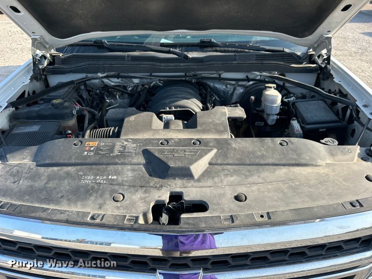 image for item DO6603 2015 Chevrolet  Silverado 1500 Crew Cab pickup truck