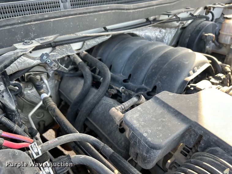 image for item DO6603 2015 Chevrolet  Silverado 1500 Crew Cab pickup truck