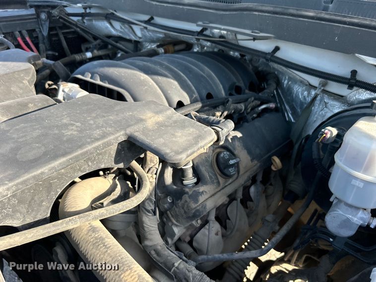 image for item DO6603 2015 Chevrolet  Silverado 1500 Crew Cab pickup truck