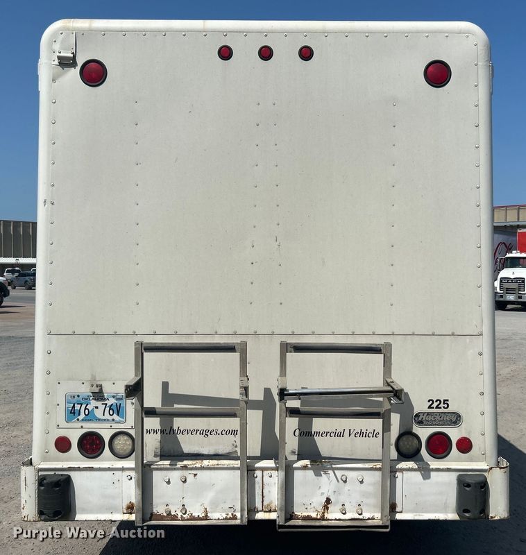 image for item DO6606 2011 Hino 268 delivery truck