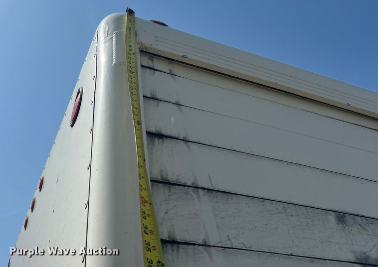 image for item DO6606 2011 Hino 268 delivery truck