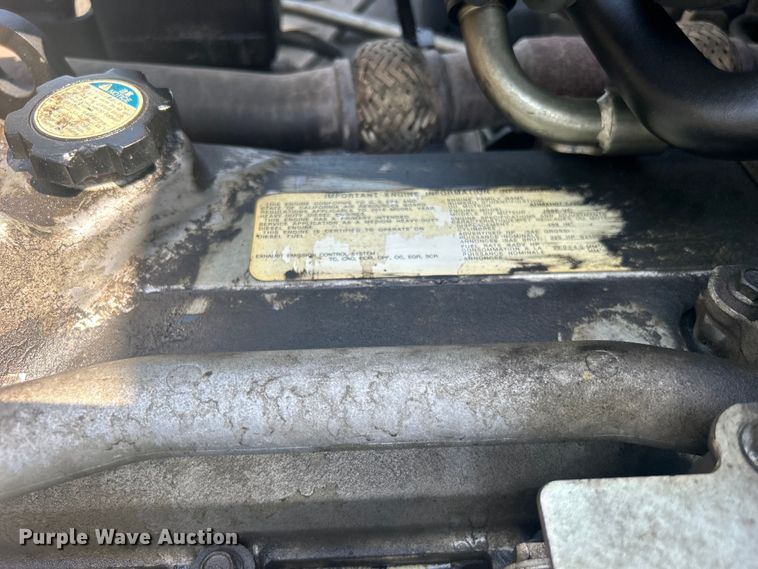 image for item DO6606 2011 Hino 268 delivery truck