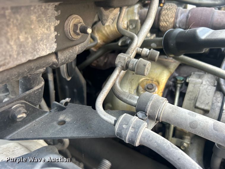 image for item DO6606 2011 Hino 268 delivery truck