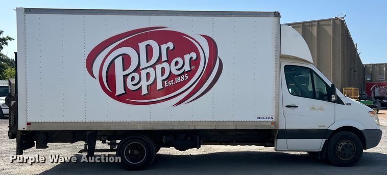 image for item DO6607 2011 Freightliner  F3CC box truck