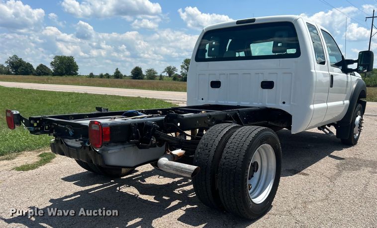 image for item DO6613 2015 Ford F450 Super Duty SuperCab truck cab and chassis