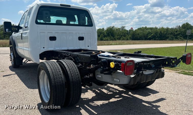 image for item DO6613 2015 Ford F450 Super Duty SuperCab truck cab and chassis