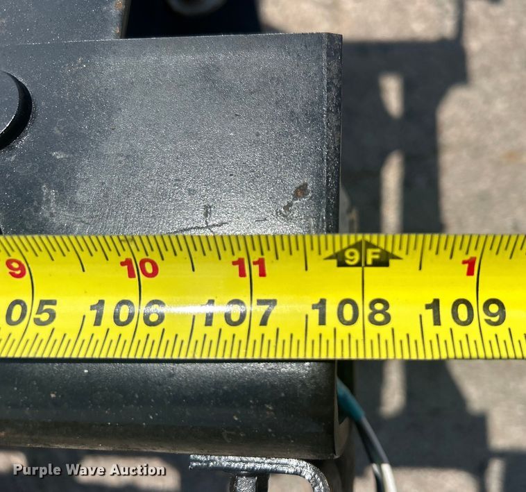 image for item DO6613 2015 Ford F450 Super Duty SuperCab truck cab and chassis