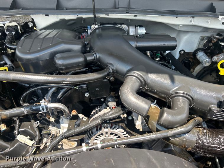 image for item DO6613 2015 Ford F450 Super Duty SuperCab truck cab and chassis