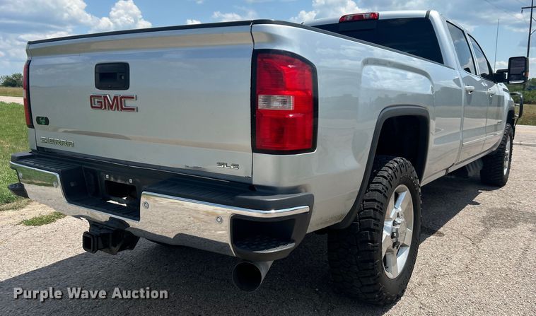 image for item DO6614 2017 GMC Sierra 2500HD Crew Cab pickup truck