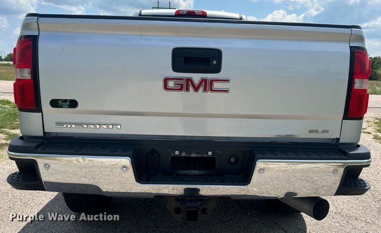 image for item DO6614 2017 GMC Sierra 2500HD Crew Cab pickup truck
