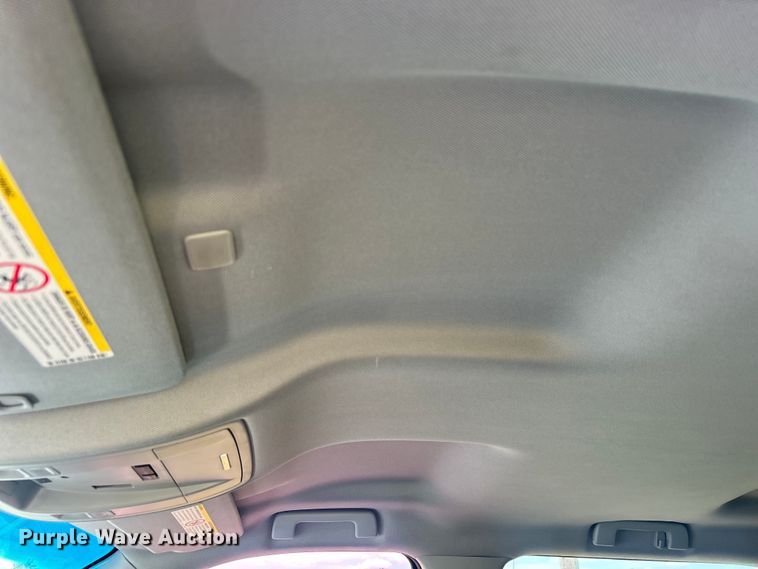 image for item DO6614 2017 GMC Sierra 2500HD Crew Cab pickup truck