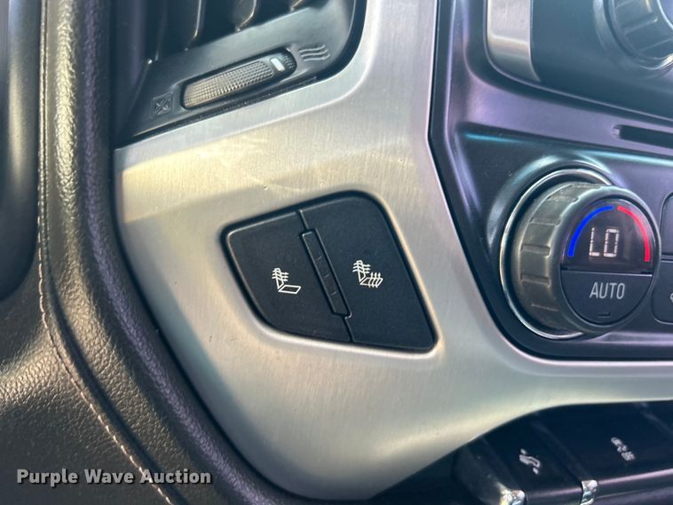 image for item DO6614 2017 GMC Sierra 2500HD Crew Cab pickup truck